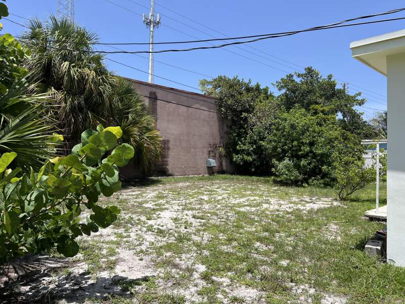 4 bedroom Single Family Residence at 816 24th Avenue, Worthmore Park, Lake Worth Beach — photo 5