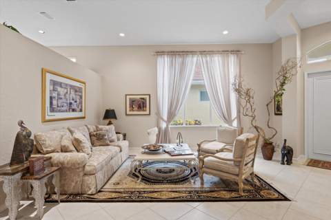 4674 Hazleton Lane, Lake Worth FL - photo 8 of 59