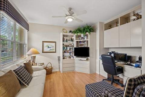 4674 Hazleton Lane, Lake Worth FL - photo 19 of 59