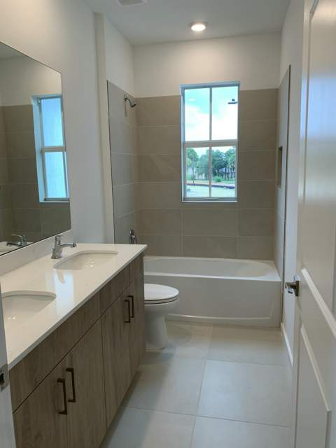 747 SE Central Parkway #43, Stuart FL - photo 13 of 18