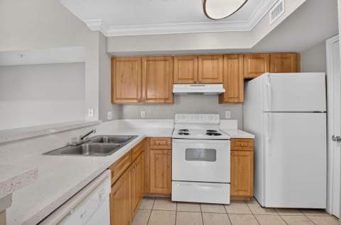15135 Michelangelo Boulevard #303, Delray Beach FL - photo 14 of 42