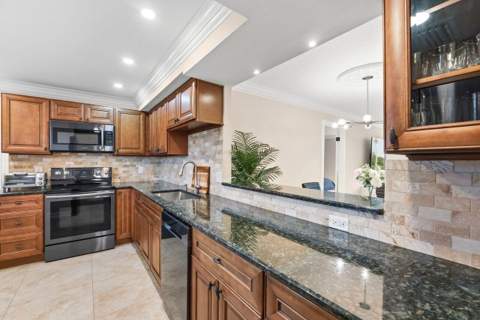 6000 NW 2nd Avenue ##437, Boca Raton FL - photo 10 of 24
