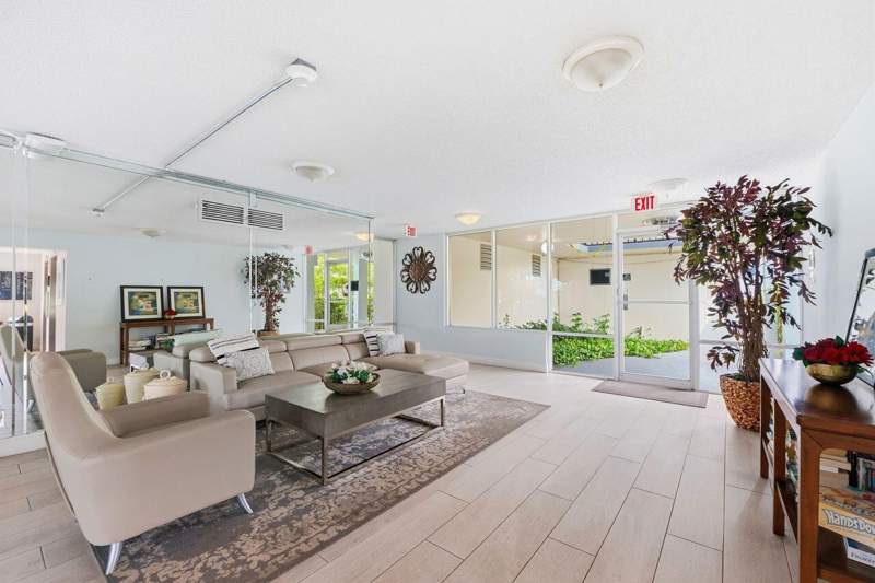 2 bedroom Condominium at 6000 NW 2nd Avenue ##437, Boca Teeca Condo 8, Boca Raton — photo 2