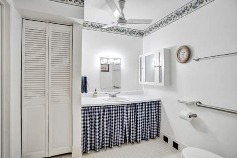 10127 41st Terrace #211, Boynton Beach FL - photo 11 of 51