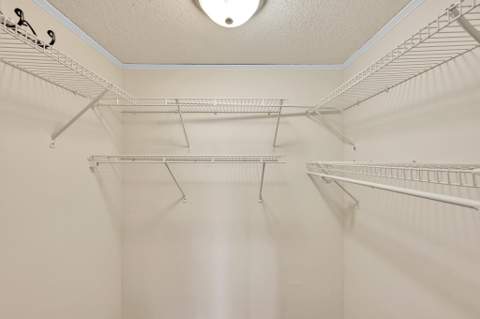 118 Royal Park Drive #4G, Oakland Park FL - photo 15 of 31