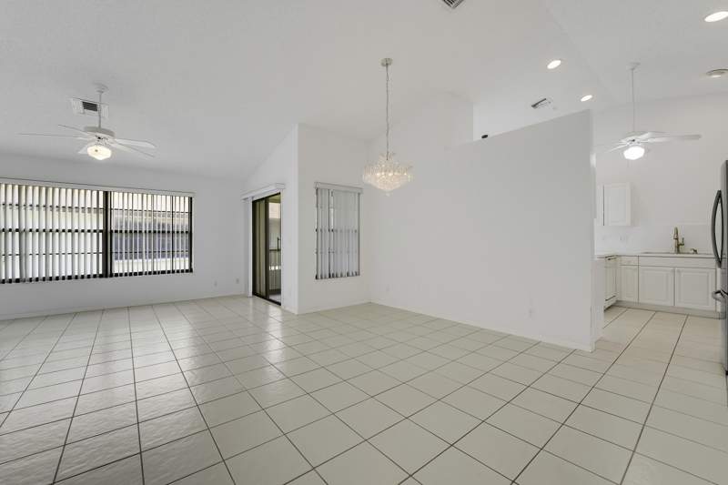 2 bedroom Condominium at 3254 Jog Park Drive, Park Pointe 2, Greenacres — photo 5