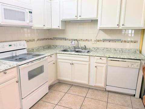 5839 La Pinata Boulevard #C-1, Greenacres FL - photo 7 of 21