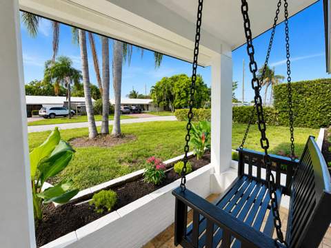 350 NE 42nd Street, Oakland Park FL - photo 8 of 42