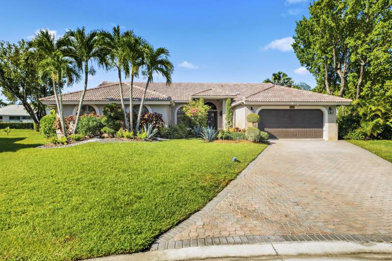 5 bedroom Single Family Residence at 12020 NW 2nd Drive, West Glen, Coral Springs — photo 4
