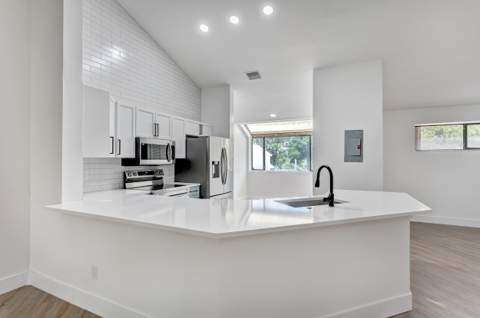 205 Sea Oats Drive #E, Juno Beach FL - photo 13 of 40