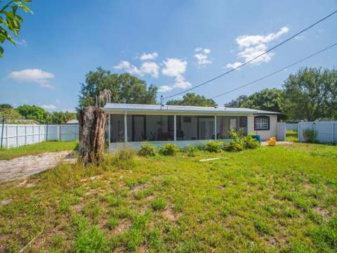 355 Johnston Street, Fort Pierce FL - photo 8 of 15