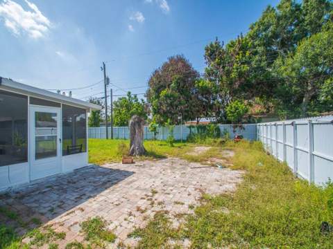 355 Johnston Street, Fort Pierce FL - photo 11 of 15
