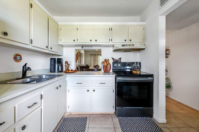 1 bedroom Condominium at 150 Lake Meryl Drive #143, Golden Lakes Village Condo E, West Palm Beach — photo 5