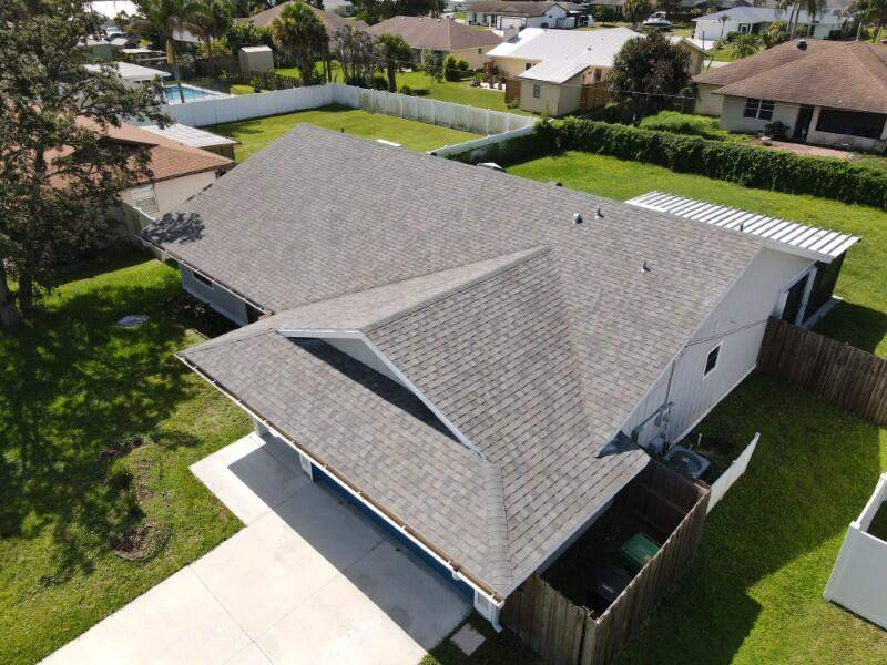 3 bedroom Single Family Residence at 974 SE Belfast Avenue, Port St Lucie Section 3, Port St. Lucie — photo 2
