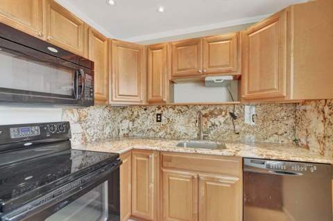 187 Normandy D, Delray Beach FL - photo 7 of 43