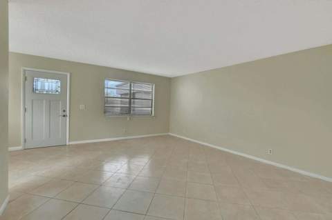 187 Normandy D, Delray Beach FL - photo 11 of 43