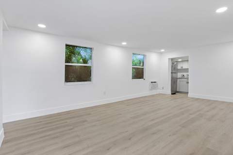 107 SW 4th Avenue, Delray Beach FL - photo 6 of 28