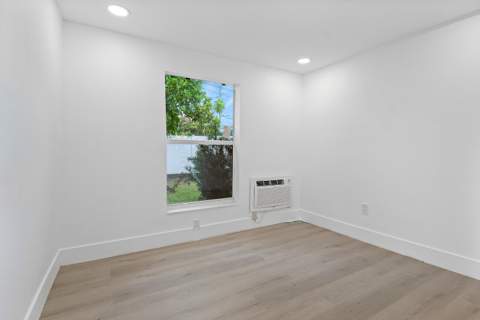 107 SW 4th Avenue, Delray Beach FL - photo 11 of 28