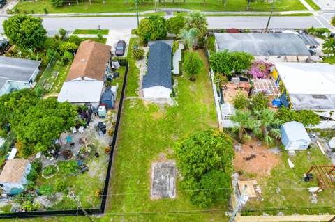 107 SW 4th Avenue, Delray Beach FL - photo 22 of 28