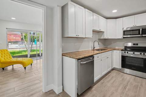 2202 NE 36th Street #17, Lighthouse Point FL - photo 10 of 22