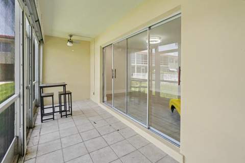 2202 NE 36th Street #17, Lighthouse Point FL - photo 14 of 22
