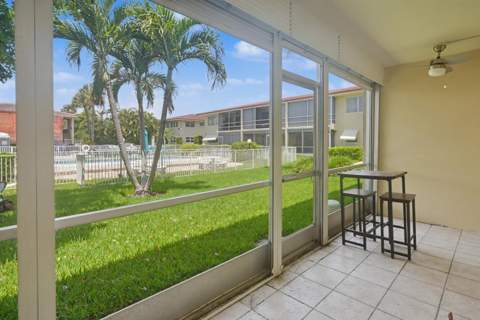 2202 NE 36th Street #17, Lighthouse Point FL - photo 12 of 22