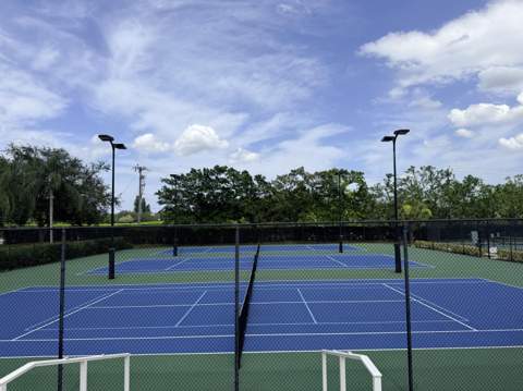 8870 Woodside Court, Davie FL - photo 10 of 30