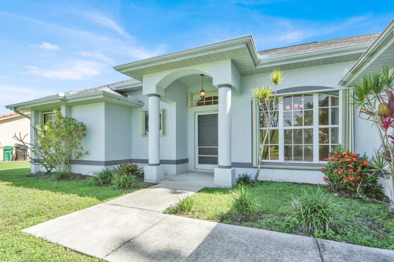 3 bedroom Single Family Residence at 2826 SW Ann Arbor Road, Port St Lucie Section 41, Port St. Lucie — photo 2