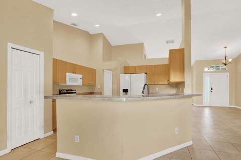2826 SW Ann Arbor Road, Port St. Lucie FL - photo 18 of 40