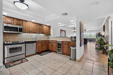 1036 US Highway 1 #121, North Palm Beach FL - photo 16 of 36