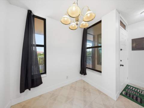 6539 Coral Lake Drive #403, Margate FL - photo 10 of 26