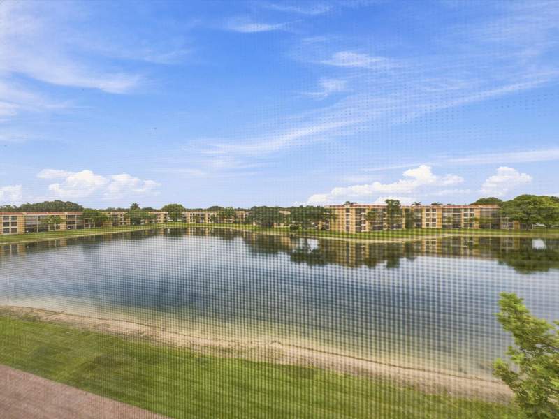 2 bedroom Condominium at 6539 Coral Lake Drive #403, Coral Gate X Condo, Margate — photo 3