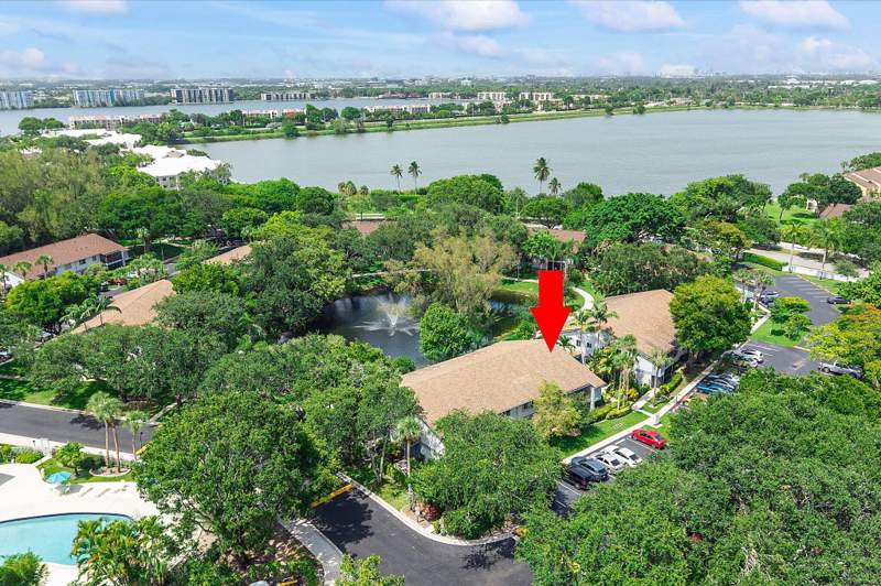 2 bedroom Condominium at 2705 S Oakland Forest Drive #104, Lakes Of Oakland Forest Condo, Oakland Park — photo 3