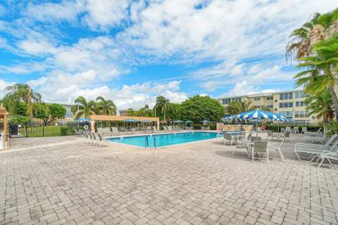 2615 NE 3rd Court #308, Boynton Beach FL - photo 23 of 27
