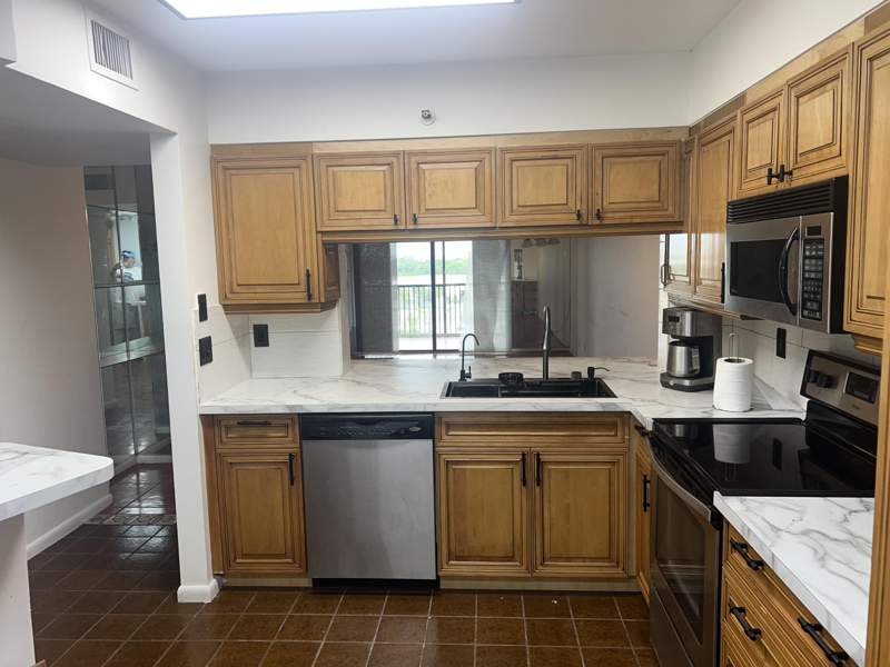 2 bedroom Condominium at 2202 S Cypress Bend Drive #801, Cypress Bend Condominium II, Pompano Beach — photo 4