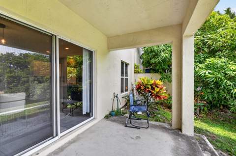 308 Spruce Street, Boynton Beach FL - photo 23 of 77