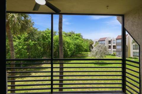 6301 N University Drive #206, Tamarac FL - photo 9 of 36