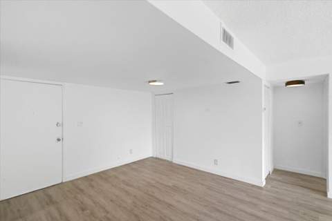 6301 N University Drive #206, Tamarac FL - photo 12 of 36