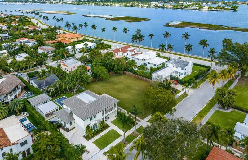 6 bedroom Single Family Residence at 195 Dyer Road, Lafayette Park, West Palm Beach — photo 3