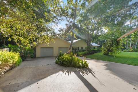 24 N Via Lucindia, Sewalls Point FL - photo 6 of 59
