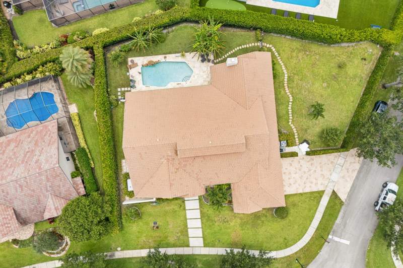 4 bedroom Single Family Residence at 3090 Equestrian Drive, Woodfield Hunt Club, Boca Raton — photo 4