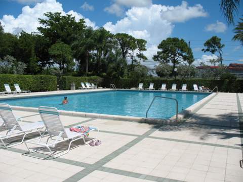 2334 S Cypress Bend Drive #802, Pompano Beach FL - photo 24 of 31