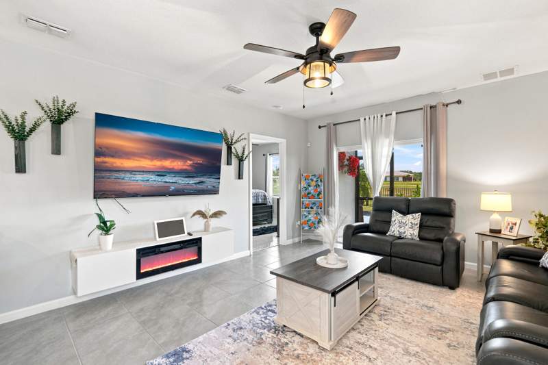 3 bedroom Single Family Residence at 10555 SW Vasari Way, Verano South Pud 1 - Pod C - Plat No. 4, Port St. Lucie — photo 5