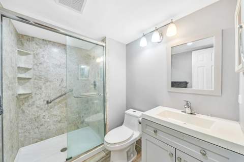 8980 S Hollybrook Boulevard #204, Pembroke Pines FL - photo 13 of 31