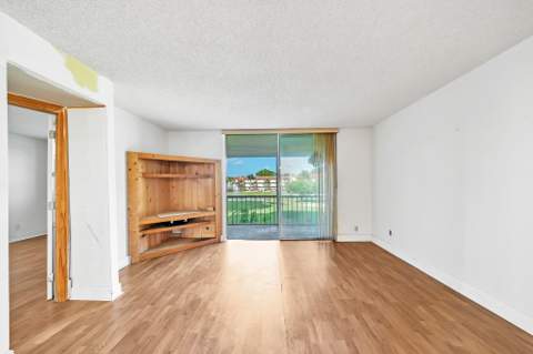 8980 S Hollybrook Boulevard #204, Pembroke Pines FL - photo 16 of 31