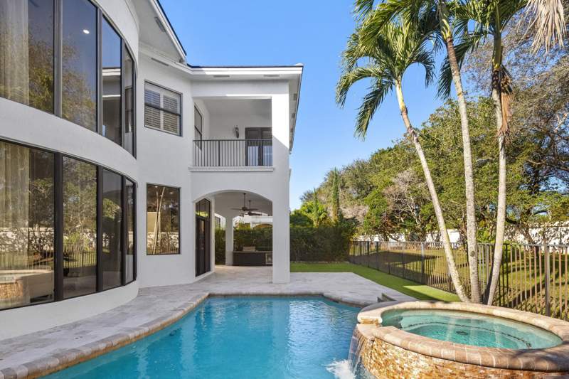 6 bedroom Single Family Residence at 17606 Circle Pond Court, The Oaks, Boca Raton — photo 4