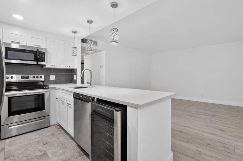 2 bedroom Condominium at 212 Monaco, Kings Point, Delray Beach — photo 4