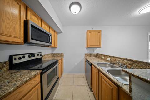 231 SW Palm Drive #101, Port St. Lucie FL - photo 16 of 38