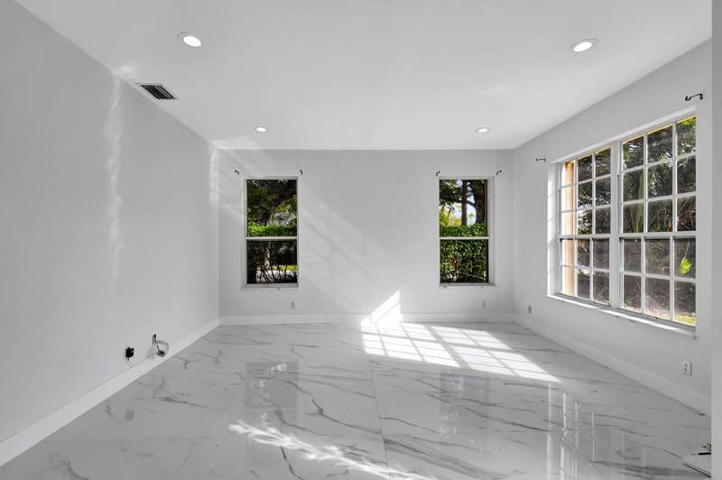4 bedroom Single Family Residence at 7555 Cedar Hurst Court, Lake Charleston Trs T And V 1, Greenacres — photo 5