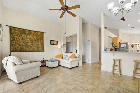 390 NW Breezy Point Loop, Port St. Lucie FL - photo 6 of 35